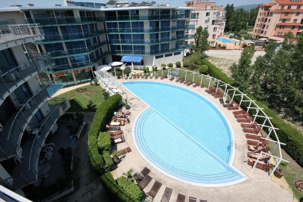 Large Apartment In Слънчев бряг Екстериор снимка